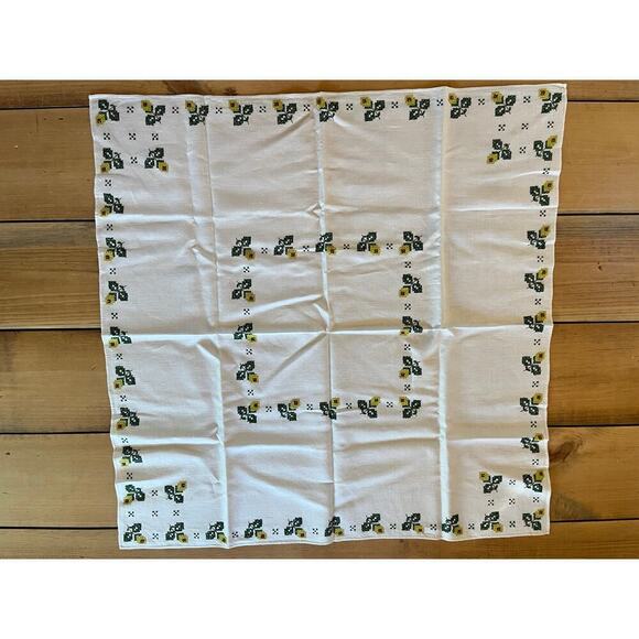 Vintage Floral Embroidered Linen Tea Towel. Green/Yellow Flowers.Kitchen Read! - Picture 1 of 6